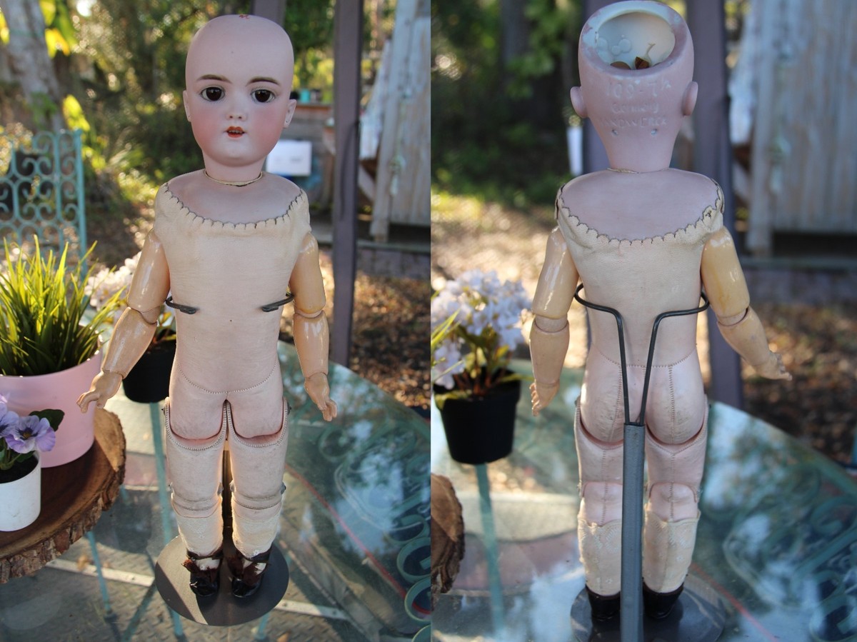 アンティークビスクドール　 HANDWERCK 　109-11 Antique Handwerck 109 Bisque Doll – 17” – Rare Leather Body