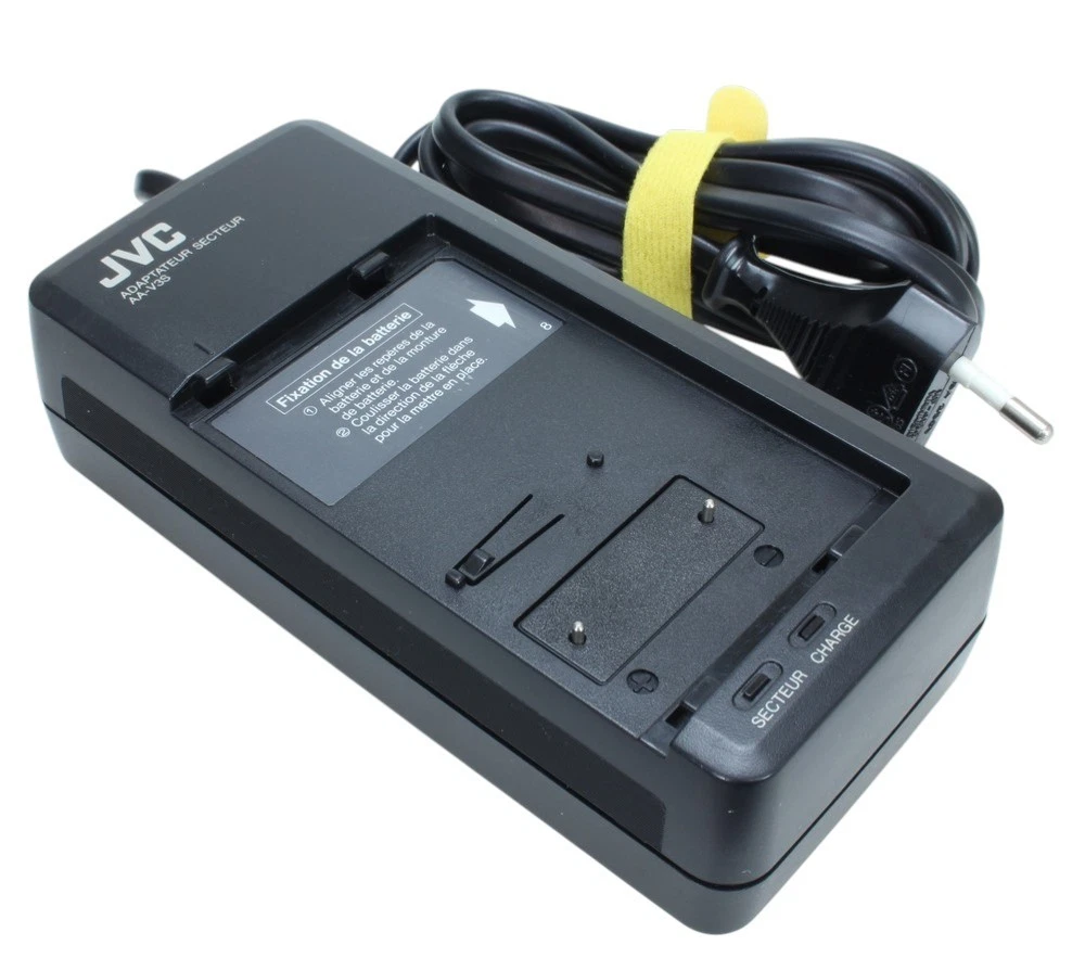 Chargeur + Câble de Charge D'Auto pour JVC GR-AW1 GR-AW1U GR-AX2 GR Chargeur + Câble de Charge D'Auto pour JVC GR-AW1 GR-AW1U GR-AX2 GR
