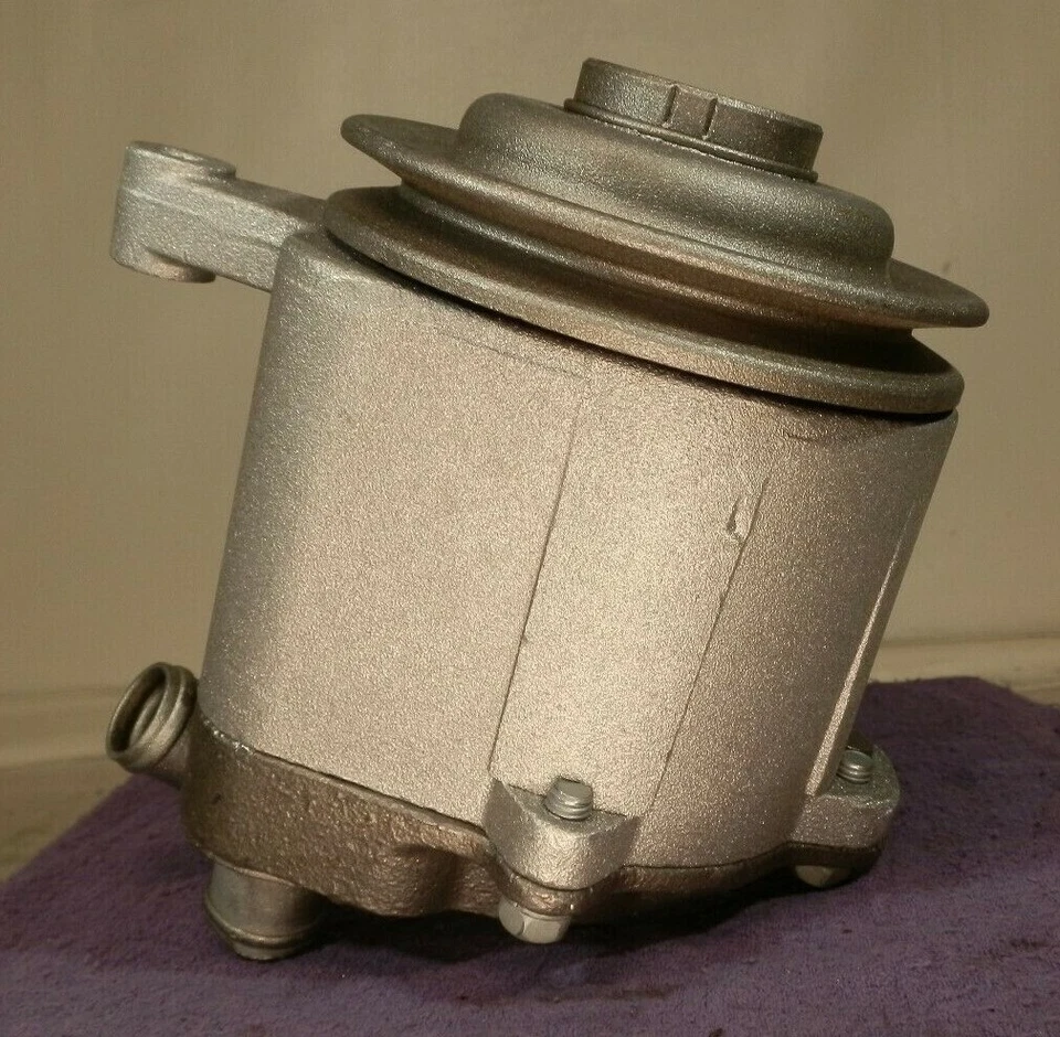 Mazda R100 1971-1973 cupé, RX-2, RX-3 motor rotativo bomba de aire smog - reconstruido Foto 4 de 4