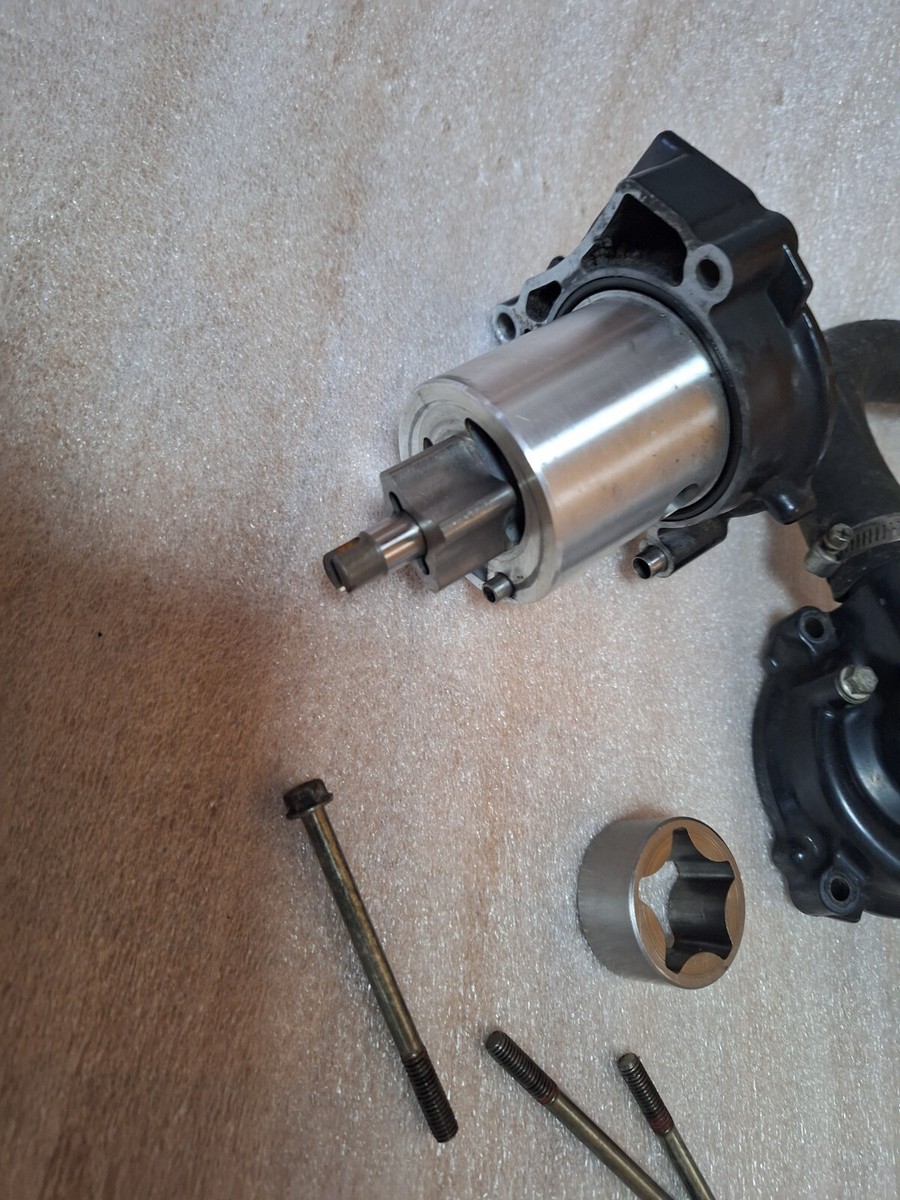 ぷえぶろ　 E5. Kawasaki ZX6R ZX600 F Water Pump Pump Water | eBay