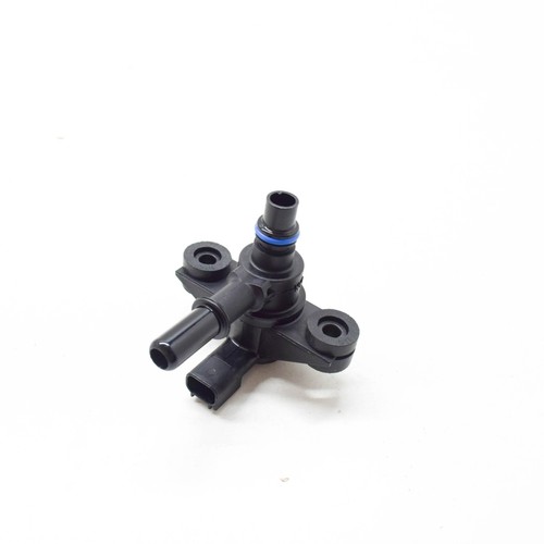 FORD MUSTANG MK6 Vapor Canister Purge Solenoid Valve Assy 2509984 NEW GENUINE - Foto 5 di 9