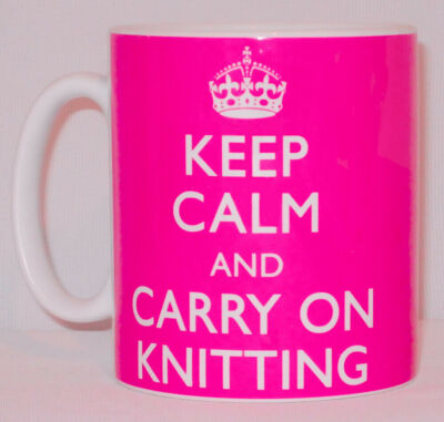 Keep Calm And Carry On Strickbecher personalisierbar lustig stricken häkeln Oma Geschenk