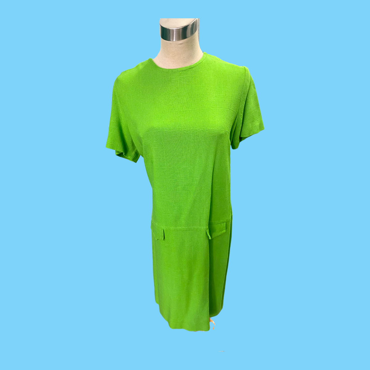 Vintage 1970s Lord & Taylor Green Linen Short Sleeve Drop Waist Dress S- M Vintage 1970s Lord & Taylor Green Linen Short Sleeve Drop Waist Dress S- M