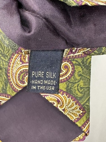 Gitman Brothers 100% Silk Tie - Picture 5 of 5