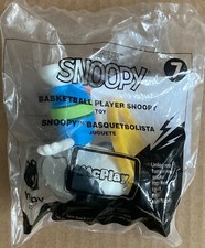 McDonald's Happy Meal Toy Peanuts 7 Basketball Player Snoopy