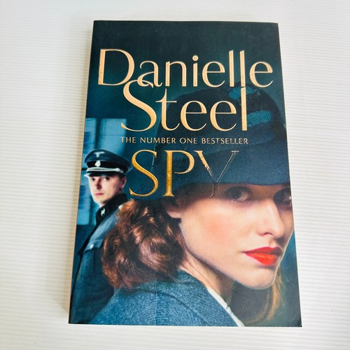Danielle Steel Books Bulk Lot - Women's Fiction, Drama - 7 Large Paperback Novel - Picture 6 of 13