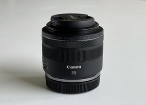 Canon RF 35mm f/1.8 Macro/Close Up Lens