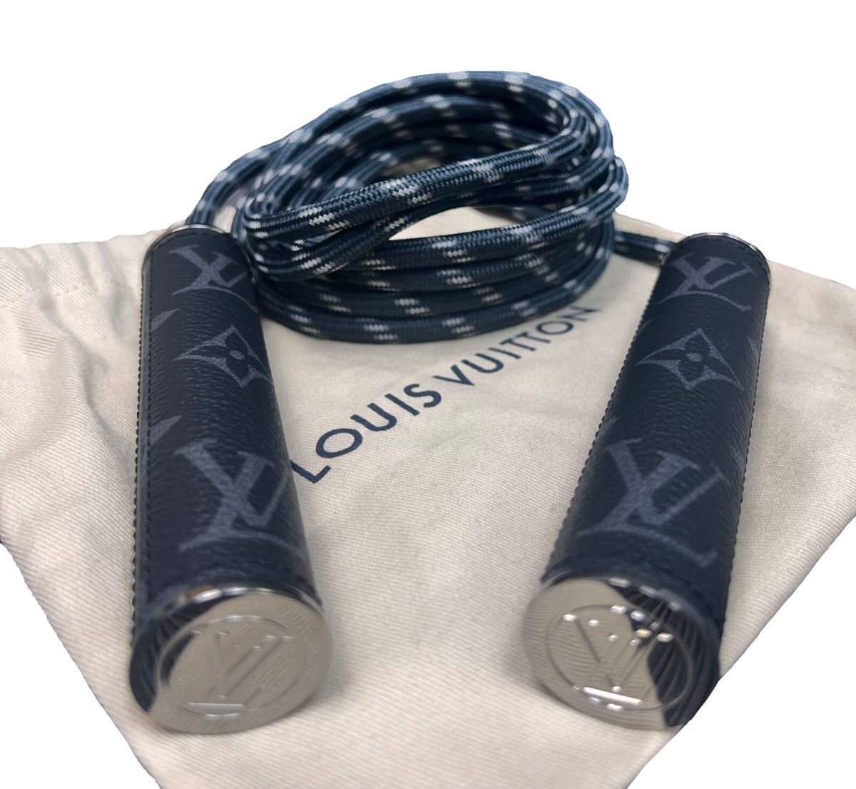 ルイヴィトン ジャンプロープ（縄跳び）Christopher Jump Rope Louis Vuitton Christopher Eclipse Jump Rope | Consign of the