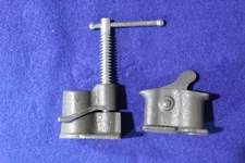 Brink & Cotton 22202 #620 Clamp Fixture for 1/2" Threaded black pipe