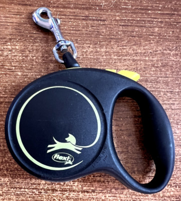 Flexi Dog Leash 9 ft Small Retractable Black/Yellow 18 lb max (H114)