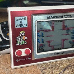 Nintendo Game and Watch Mario's Cement Factory ML-102, 1983 Tested Free Ship