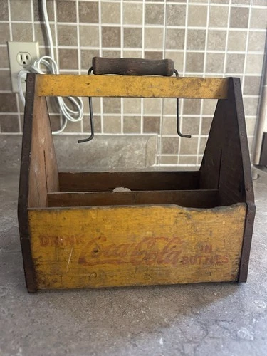 Vintage 1940's WWII War Wings Wooden Yellow Coca Cola 6-Bottle Carrier