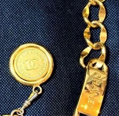 Chanel Chain Belt Coco Mark Gold Women display picture 3