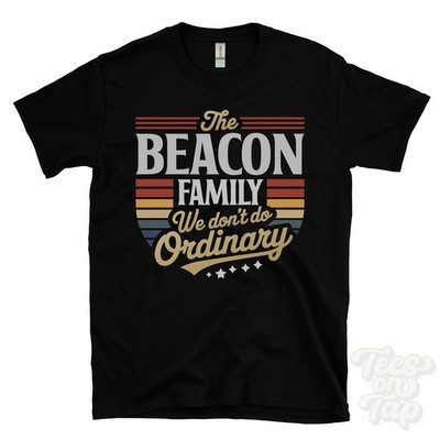 THE BEACON FAMILY WE DON'T DO NORMAL T-SHIRT Nachname Wappen Clan Name Papa Geschenk