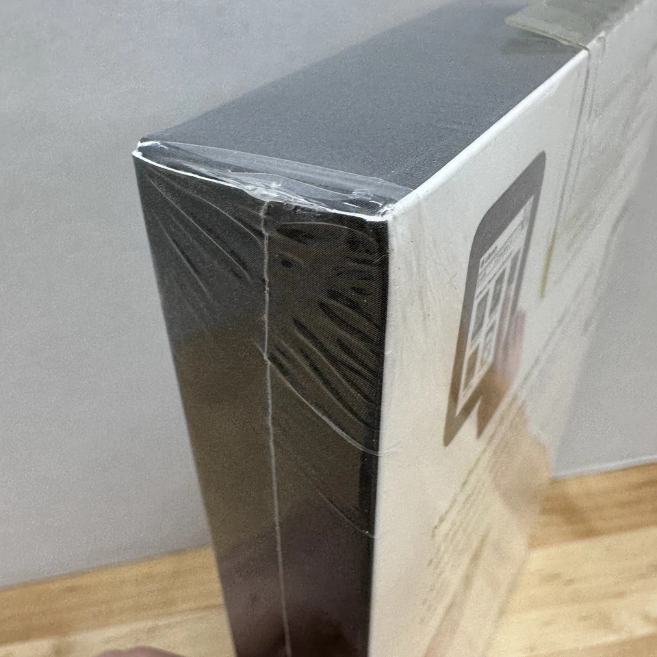 Nook Simple Touch by Barnes & Noble Wi-Fi New & Sealed - Image 4 of 4