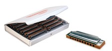 Suzuki 1072-S Folkmaster Harmonicas. Box Set of 12