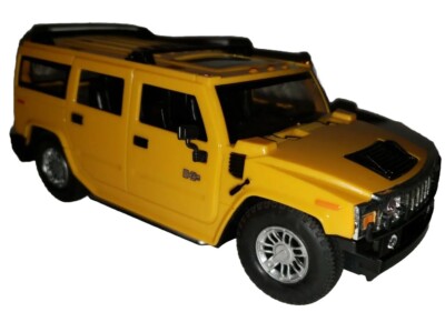 1/24 Scale Diecast Hummer H2 SUV 2007 - Yellow Car Automobile