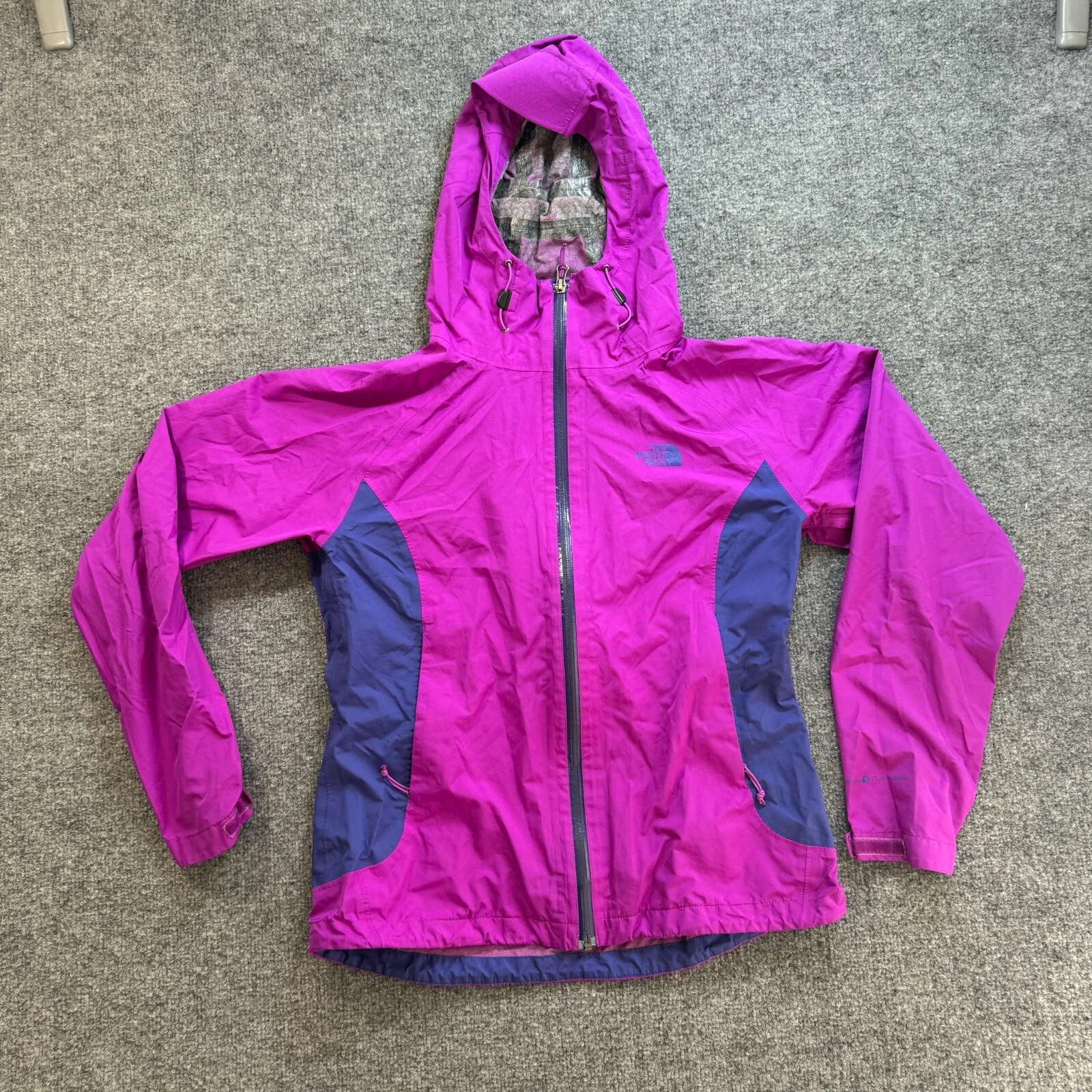 north-face hyvent flashdry hooded rain jacket