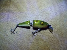 Vtg J.C. Higgins Jointed Minnow Wood Lure  SIGNED  Approx 2.5" Body 11/26