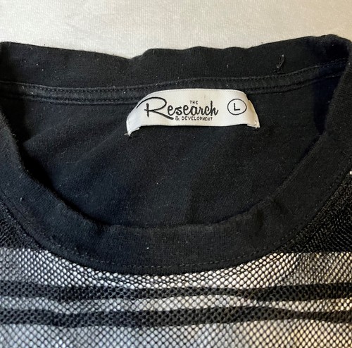The Research And Development - Men's Size Large - Black T-Shirt - leather Mesh - Picture 4 of 7