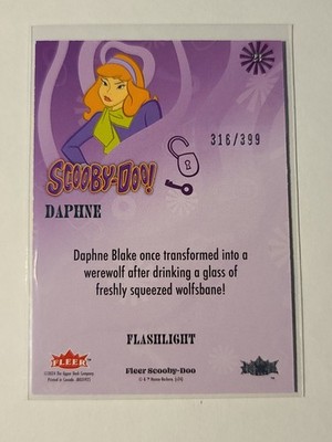 2025 Fleer Scooby-Doo - Daphne #23 Flashlight Parallel 316/399 | eBay
