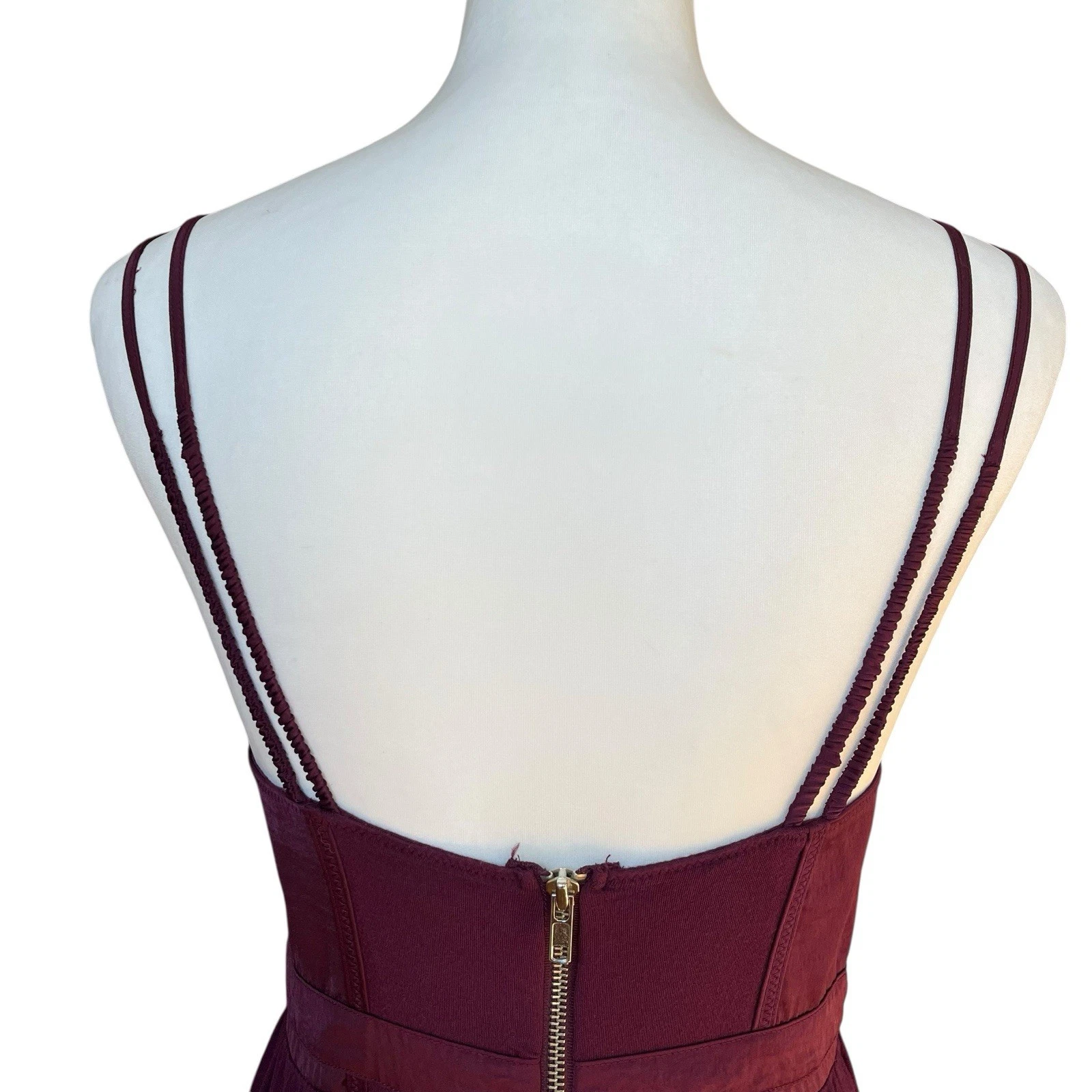 UNDERCOVER Abito Victoria’s Secret taglia 8 fazzoletto prugna civetta bustier spaghetti strap