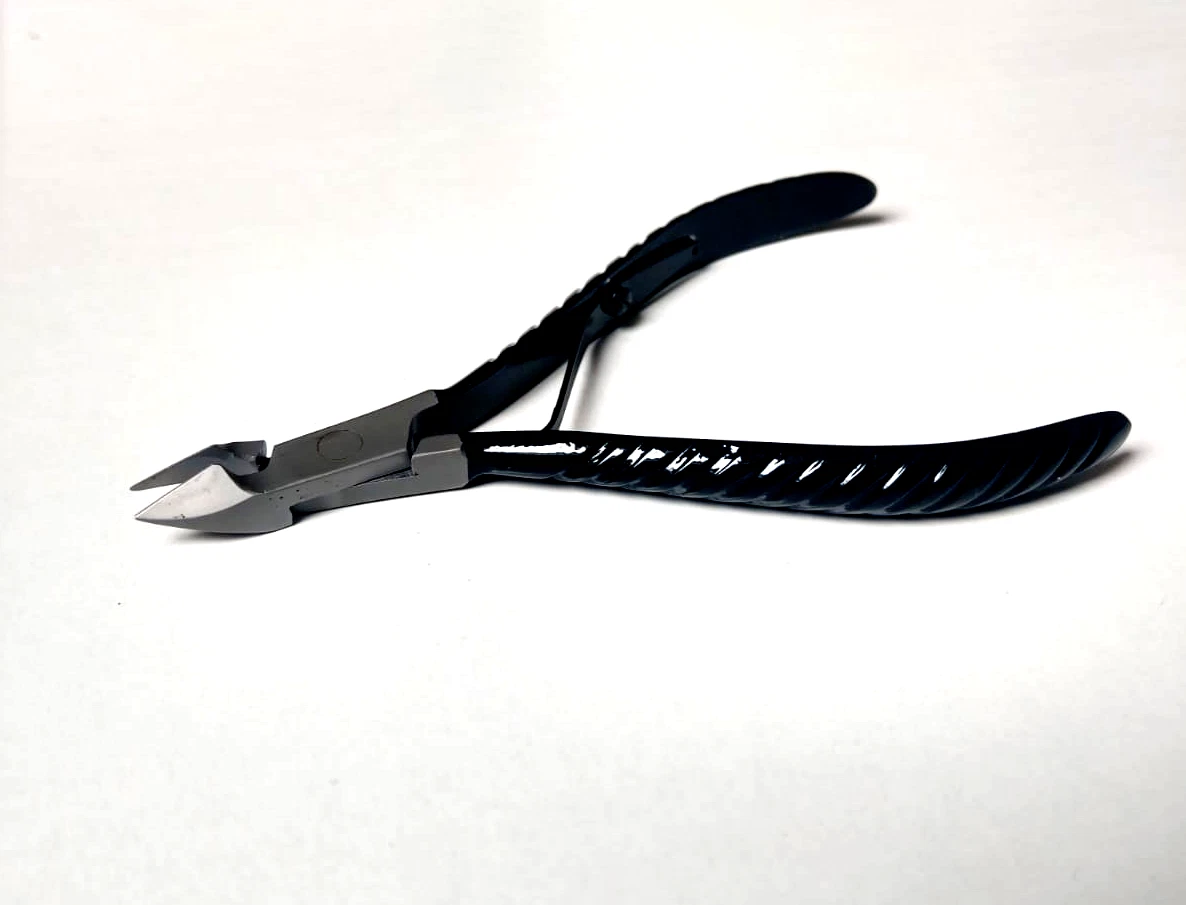 Cuticle Nipper Cutter Remover Manicure Toenail Travel Size Handy Black Silver