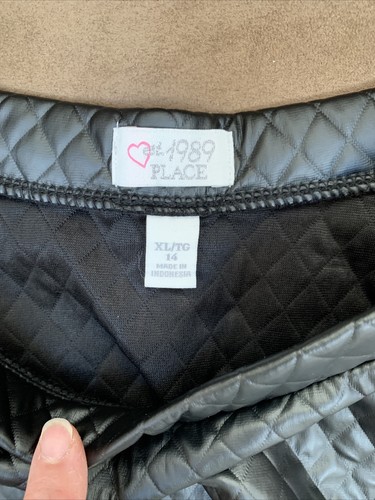 GIRLS SWING SKIRT SIZE 14 BLACK LEATHERETTE FLOWY SUPER TRENDY CUTE!! - Picture 2 of 3
