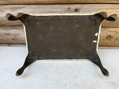 Vintage/Antique Clawfoot Victorian Floral Needlepoint Foot Stool Bench Ottoman - Picture 6 of 9