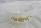 PYREX Casserole Dish 472 1.5 Pint Butterfly Gold Ovenware Bowl Handles Spouts