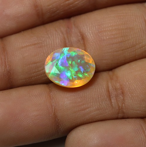 10x12MM Oval Cut 2.9 Ct Real AAA Green Blue Rainbow Fire Ethiopian Opal Oval Cut - Picture 2 of 8