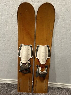 Vintage Pair Of Wooden Wood Water Skis 38