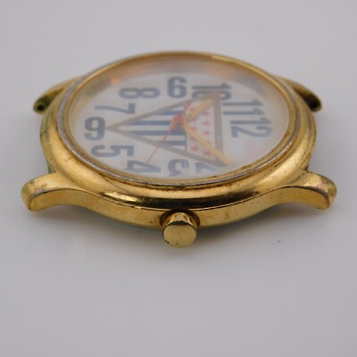 Vintage GUESS Gold Tone Case Quartz Analog Men display picture 1