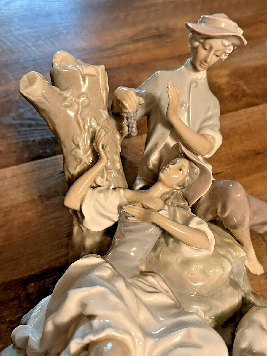 リヤドロ Lladro Romantic Pastoral Group 4662 リヤドロ Lladro Romantic Pastoral Group 4662 LLADRO RETIRED