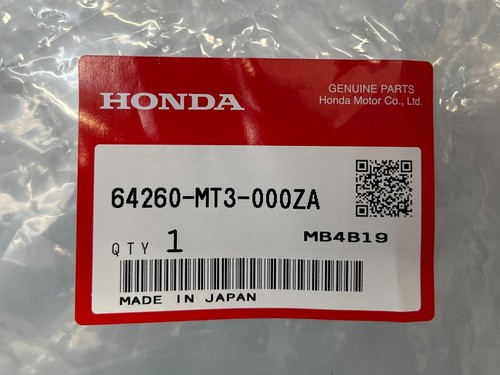 HONDA ST1100 SPORT TOURER RIGHT ENGINE GUARD 64260-MT3-000ZA - Picture 4 of 4