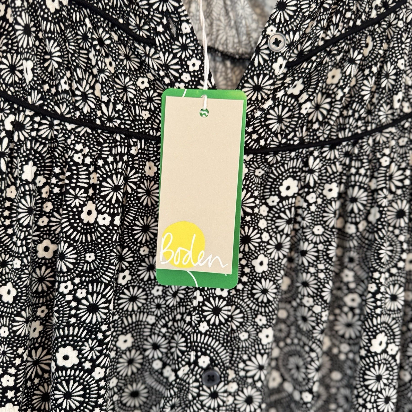 Boden Top Size 4 Black White Ruched Yoke Jersey Shirt Boho NEW image 9