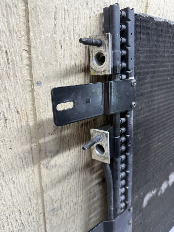 2007-2008 DODGE RAM 3500 6.7L CUMMINS AC CONDENSER ASSEMBLY - Image 3 of 4