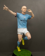 Statua Personalizzata Erling Haaland 27cm -action figure - da collezione - headmade