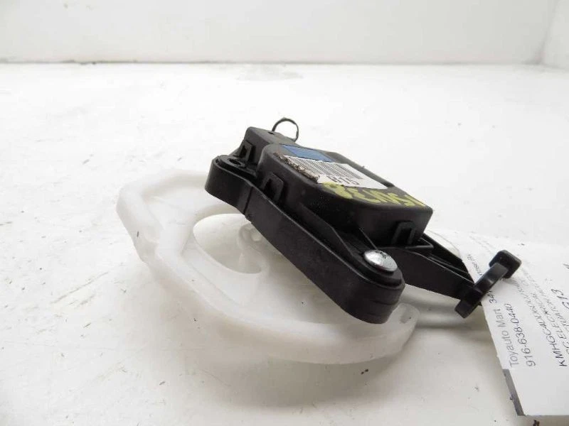 2013 HYUNDAI GENESIS HVAC ACTUATOR HCC D266-GG6AA Foto 4 de 4