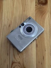 Canon SD600 IXUS 60 Digital Camera 6 MP 3X Optical Zoom with Accessories