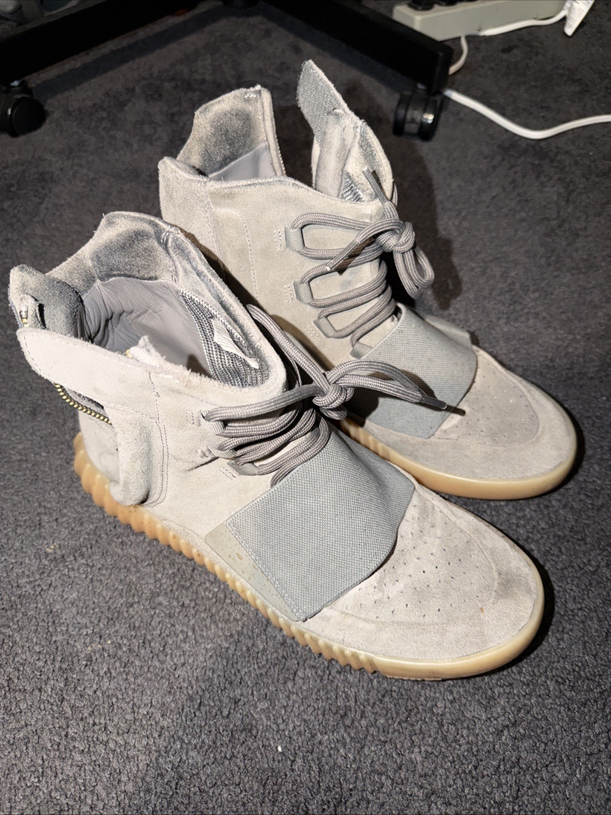 Adidas Yeezy 750 Grey Gum 9.5