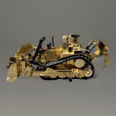 Norscot 55062 Limited Edition 75th Aniversary Gold CAT D11R Track