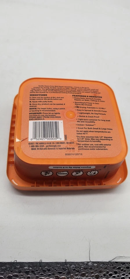 Gorilla Wall Repair Featuring Gorilla Heavy Duty Wall Repair Spackling + Primer - Image 4 of 4