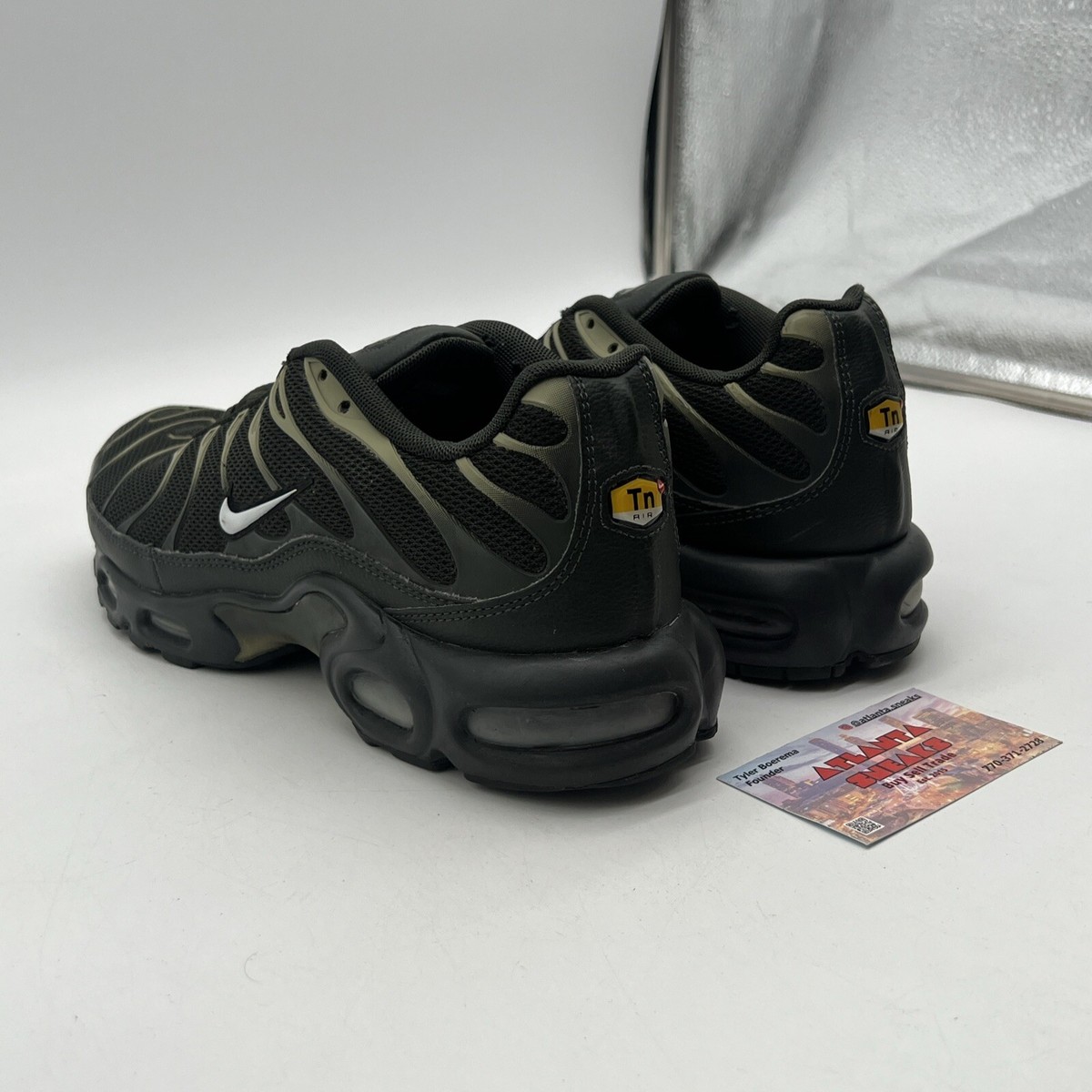nike air max plus sequoia