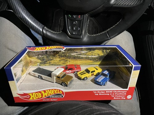 2021 Hot Wheels Premium Collector 