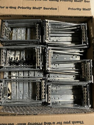 Lot Of 24 Dell 2.5" SAS/SATA Hard Drive Trays - Model KG7NR, Compatible With R720 & R620