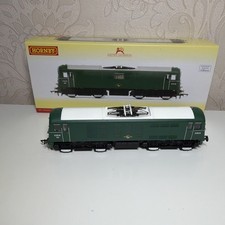 Hornby R3568 Locomotive BR Green Class 71 Bo-Bo E5018 DCCReady OO Gauge