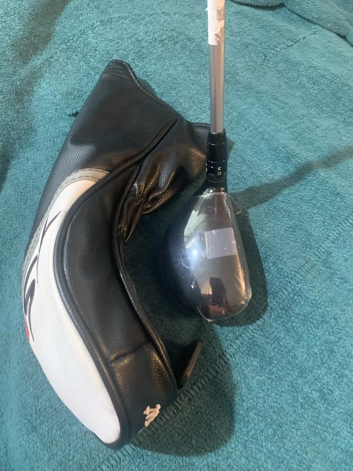 Titleist Hybrid - Image 2 of 4