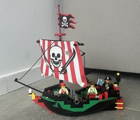 Lego Pirates Set 6250 Cross Bone Clipper Complete w/ Box & Manual