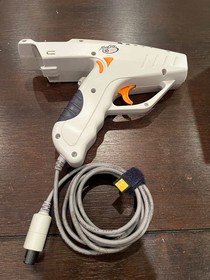 House of the Dead 2 Dreamcast 1999 Complete in Box with TWO Light Guns Bundle